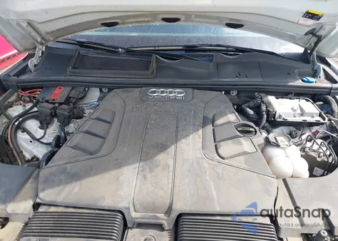 2018 Audi Q7 3.0T Premium из США, поврежденный, VIN WA1VAAF72JD047581